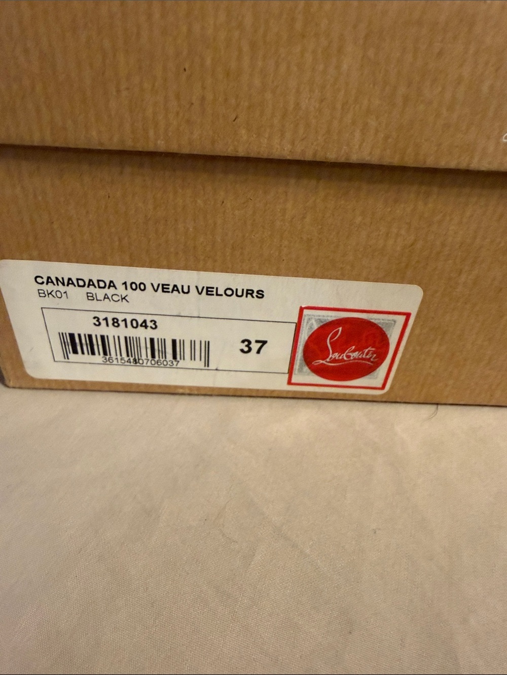 Christian Louboutin Blush Pointed-Toe Leather Pumps with Red Sole - Picture 4 of 4